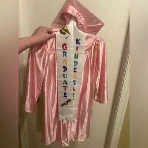 Kindergarten graduation gown, slash + cap!
